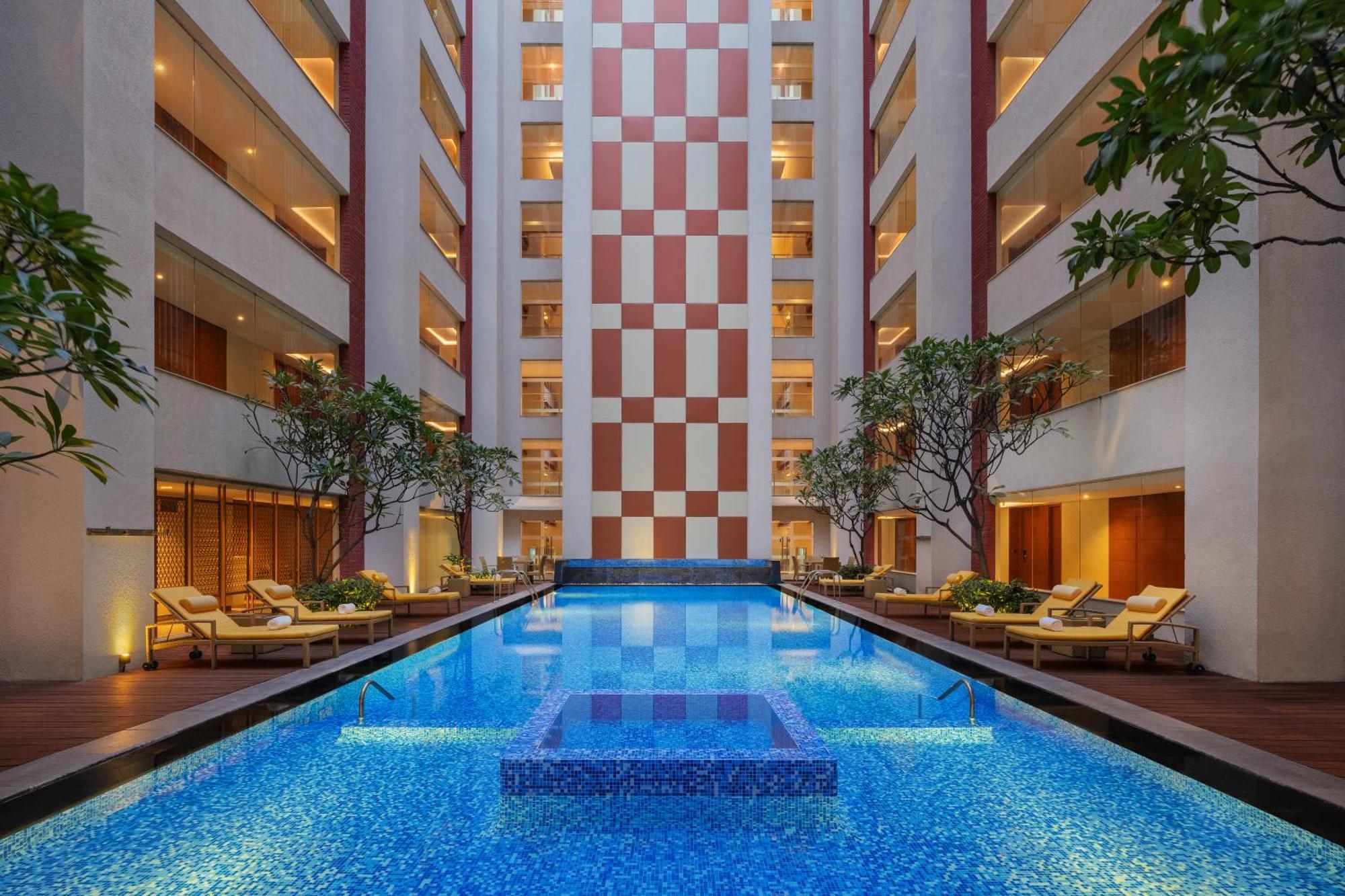 Sheraton Hyderabad Hotel Extérieur photo